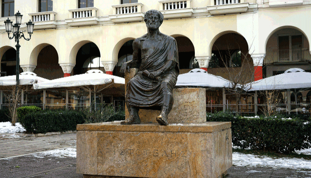塞萨洛尼基的亚里士多德雕像：智慧与遗产的颂歌 - Thessaloniki | Secret World Trip Planner