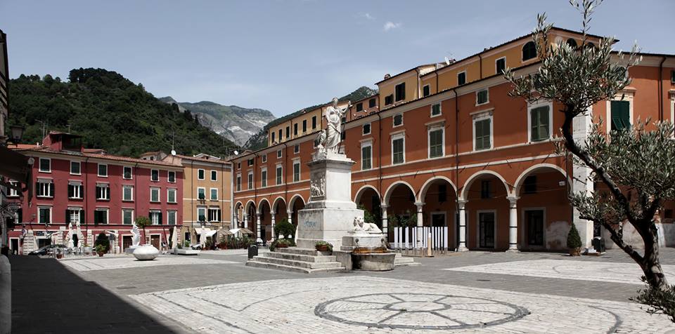 Piazza Alberica
