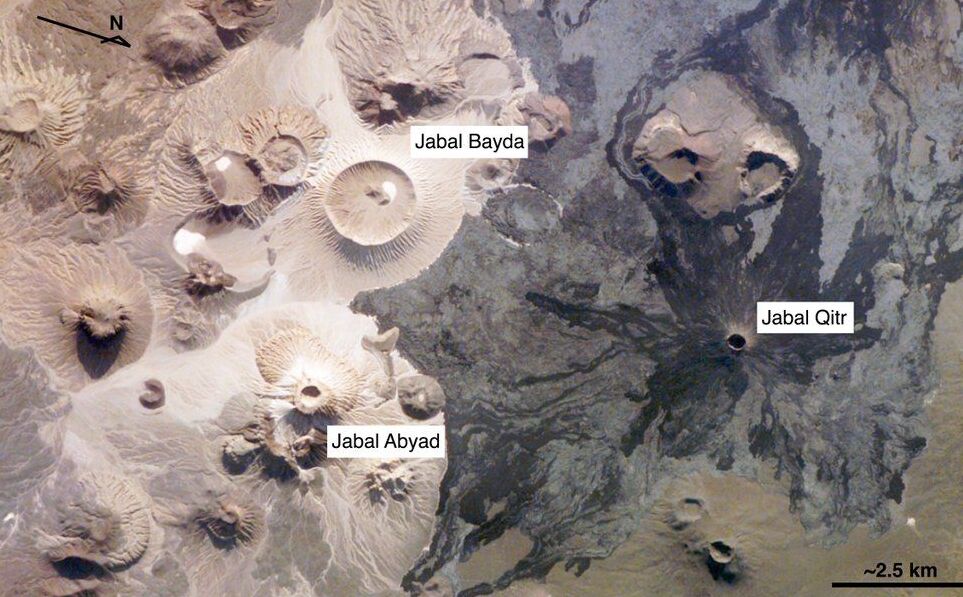 پادشاهی عربستان سعودی و آتشفشان - Harrat Khaybar 42627 | Secret World Trip Planner
