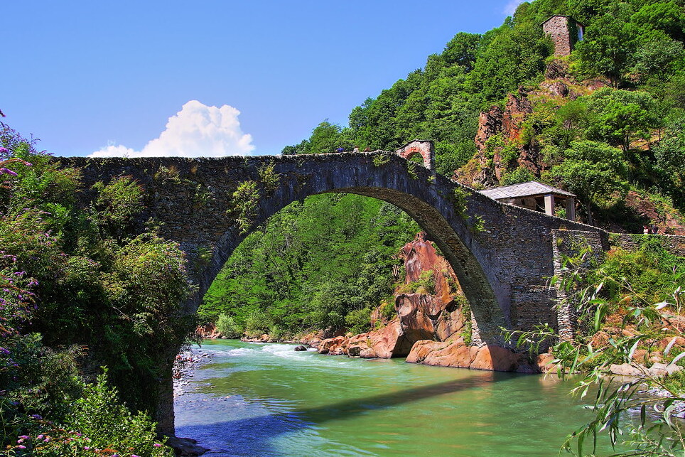 Il Ponte del Diavolo: un piccolo gioiello sulla Stura - 10074 Lanzo torinese TO | Secret World Trip Planner