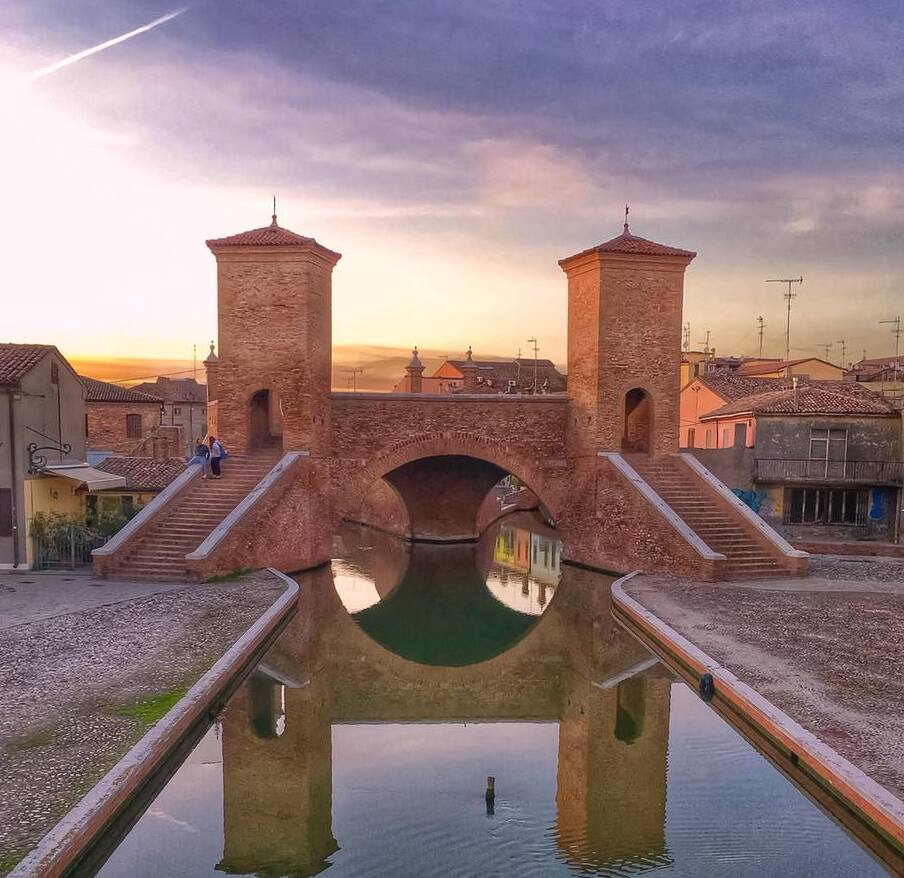Comacchio და მისი წარმოუდგენელი ხიდი - Comacchio | Secret World Trip Planner