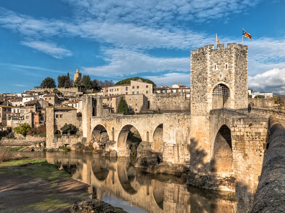 Westworld | Besalú: Un Magicl medieval poble espanyol - Besalú | Secret World Trip Planner