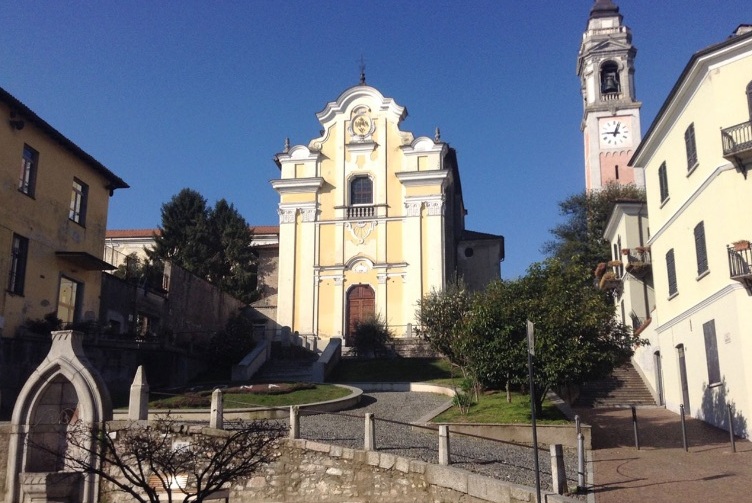 Arona / šventųjų kankinių bažnyčia (arba San Graziano) - Arona | Secret World Trip Planner