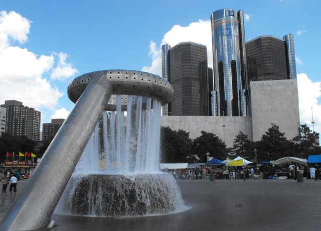 فواره یادبود هوراس ای. دوج و پسر - Detroit | Secret World Trip Planner