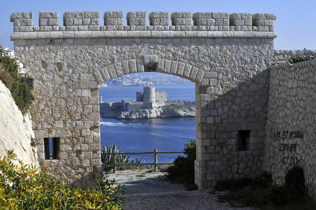 Kubu Ratonneau - Marseille | Secret World Trip Planner