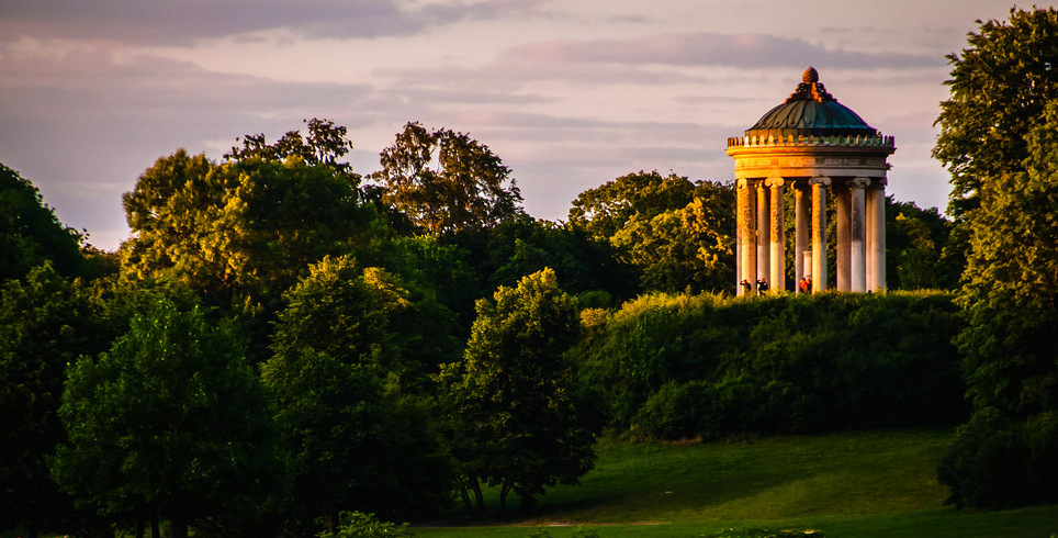 Englischer Garten, one of the largest parks in Europe - München | Secret World Trip Planner