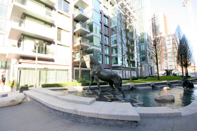 Goodman's Fields lovai - 54 Leman St | Secret World Trip Planner