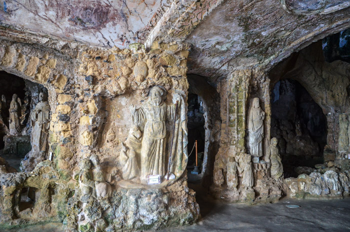 Piedigrotta cherkovi