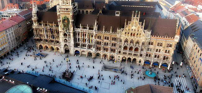 Marienplatz, moyo wa Munich - München | Secret World Trip Planner