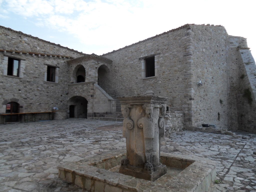Dvorac Civitacampomarano