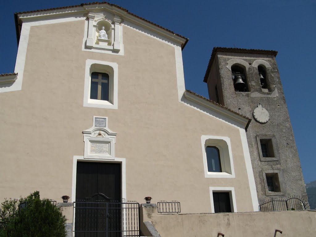 Kyrkan av Saints Peter och Paul - Morano Calabro | Secret World Trip Planner