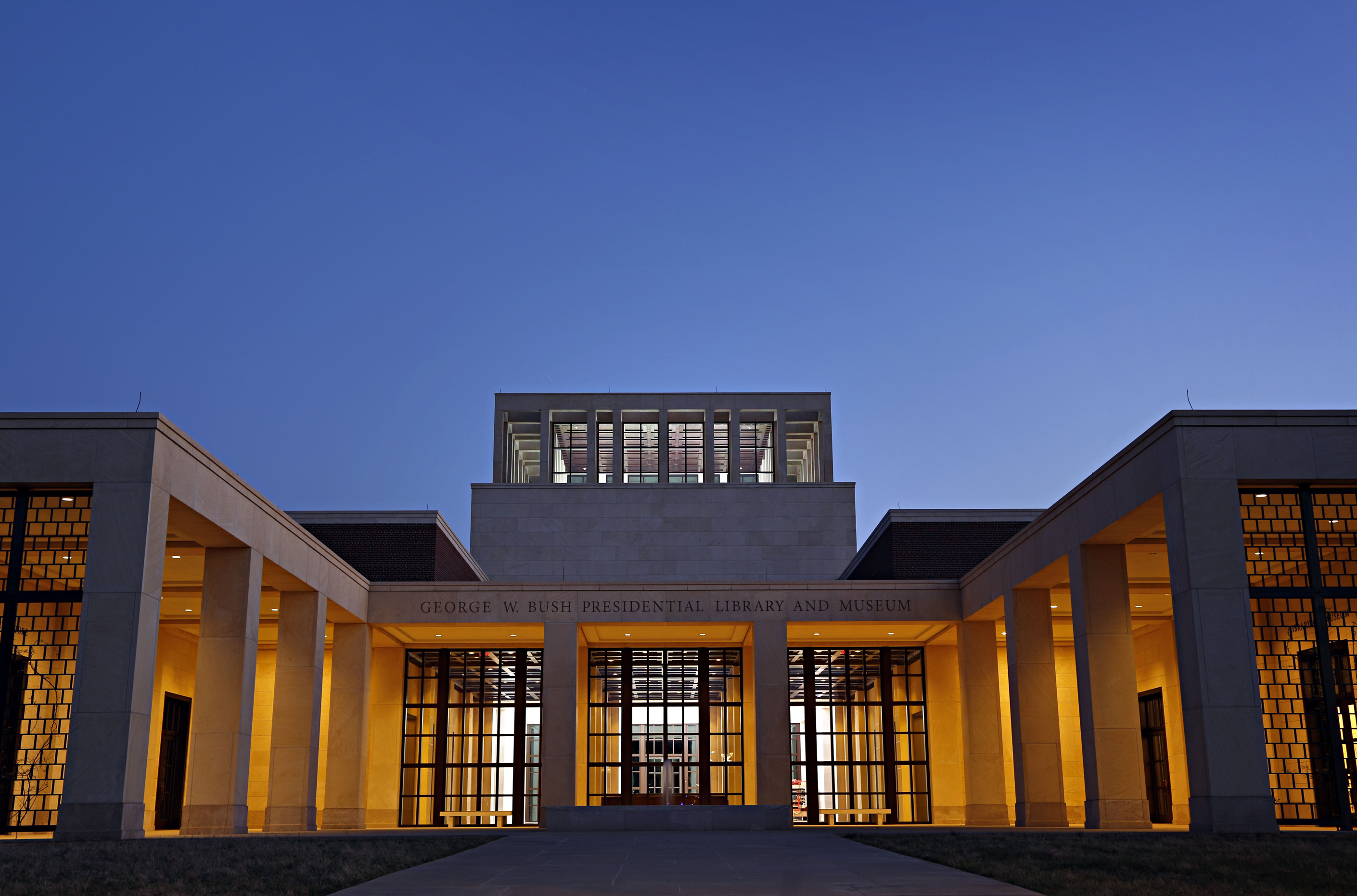 The George W. Bush Perpustakaan dan Museum - Dallas | Secret World Trip Planner