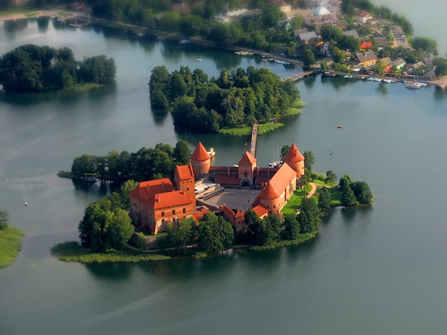 Istana Pulau Trakai - Trakai | Secret World Trip Planner