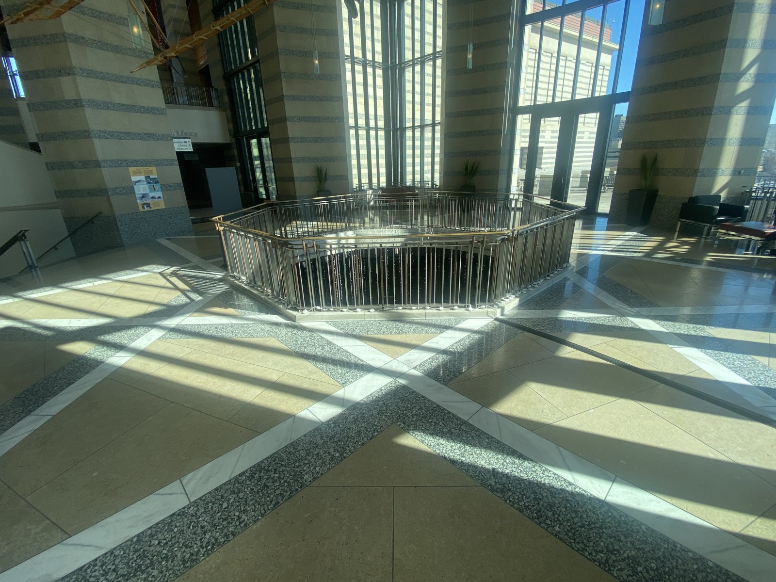 Minnesotin Zgodovinski Center - Saint Paul | Secret World Trip Planner