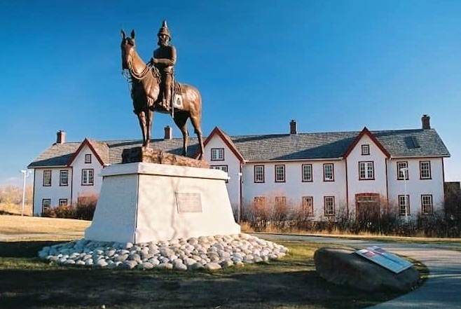 Fort Calgary Historisch Park - Calgary | Secret World Trip Planner