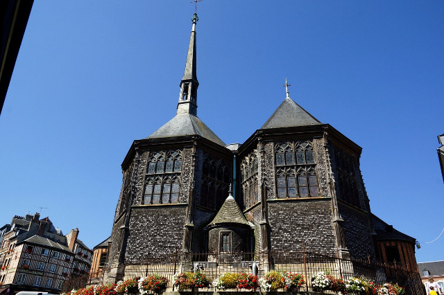 Kanisa la Mtakatifu Catherine - Honfleur | Secret World Trip Planner