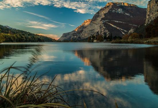Jezero Toblino