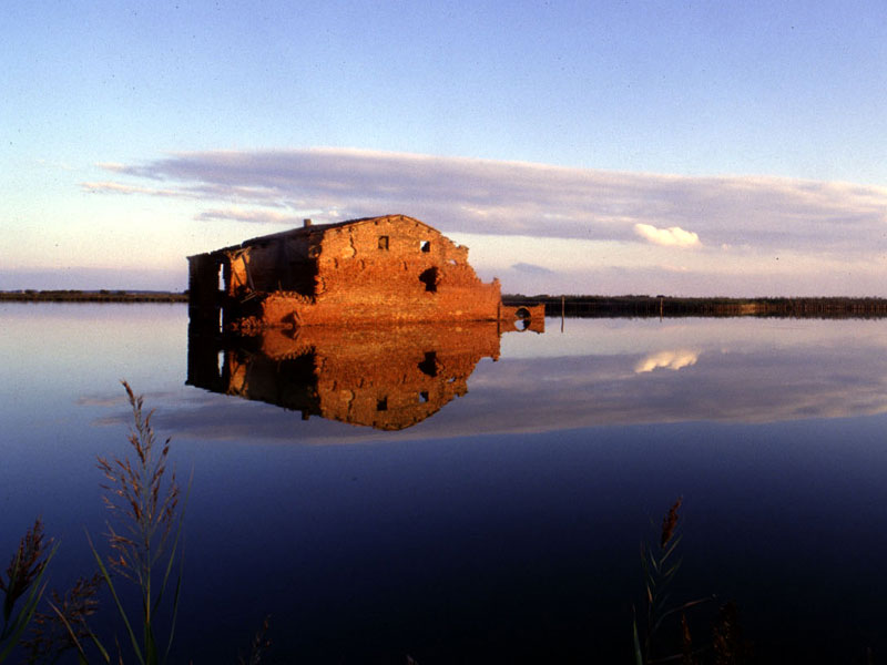 Doline Comacchio - Comacchio | Secret World Trip Planner