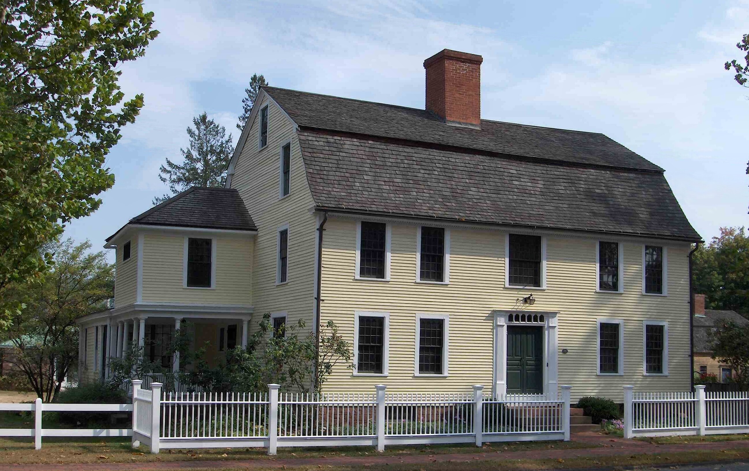 Phelps Taverne - Simsbury - Simsbury | Secret World Trip Planner