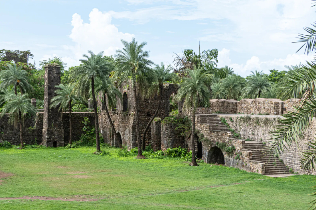 Vasai Fort - Naigaon | Secret World Trip Planner
