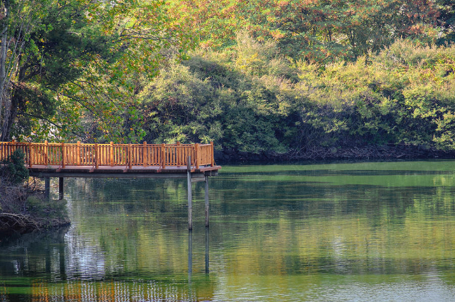 A barragem de Thermi: Um retiro tranquilo na natureza - Thermi | Secret World Trip Planner