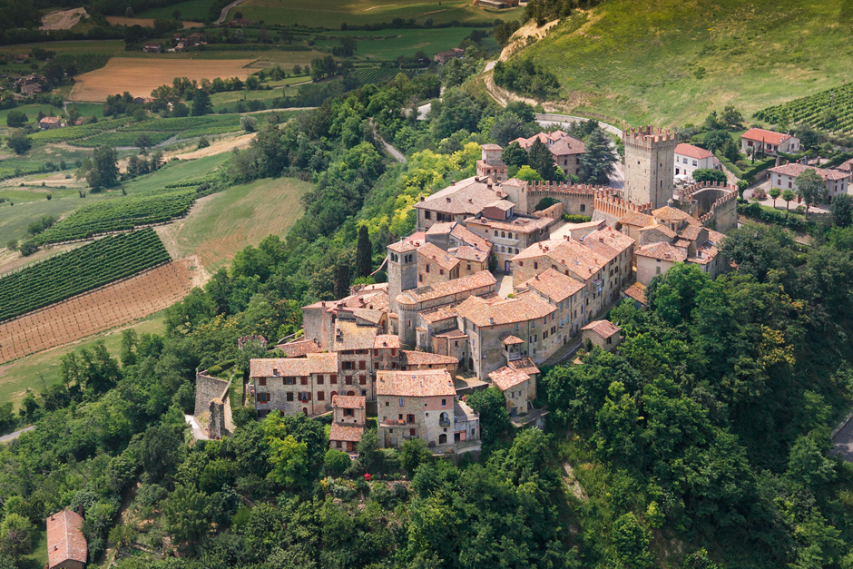 Vigoleno, peri masalları Köyü-gizli Dünya - Vigoleno | Secret World Trip Planner