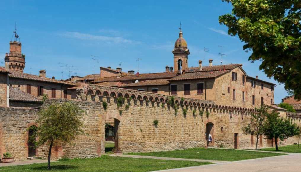 Buoncovento a jeho stěny - Buonconvento | Secret World Trip Planner