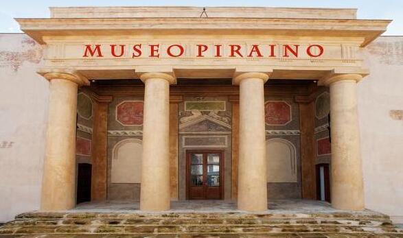 おもちゃとワックスの博物館ピエトロピライノ - Bagheria | Secret World Trip Planner