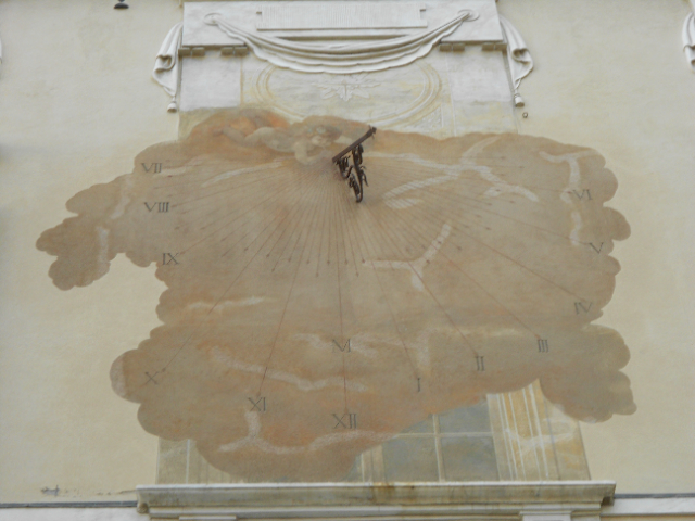 Sundial ຂອງ Palazzo Grimaldi - Genova | Secret World Trip Planner