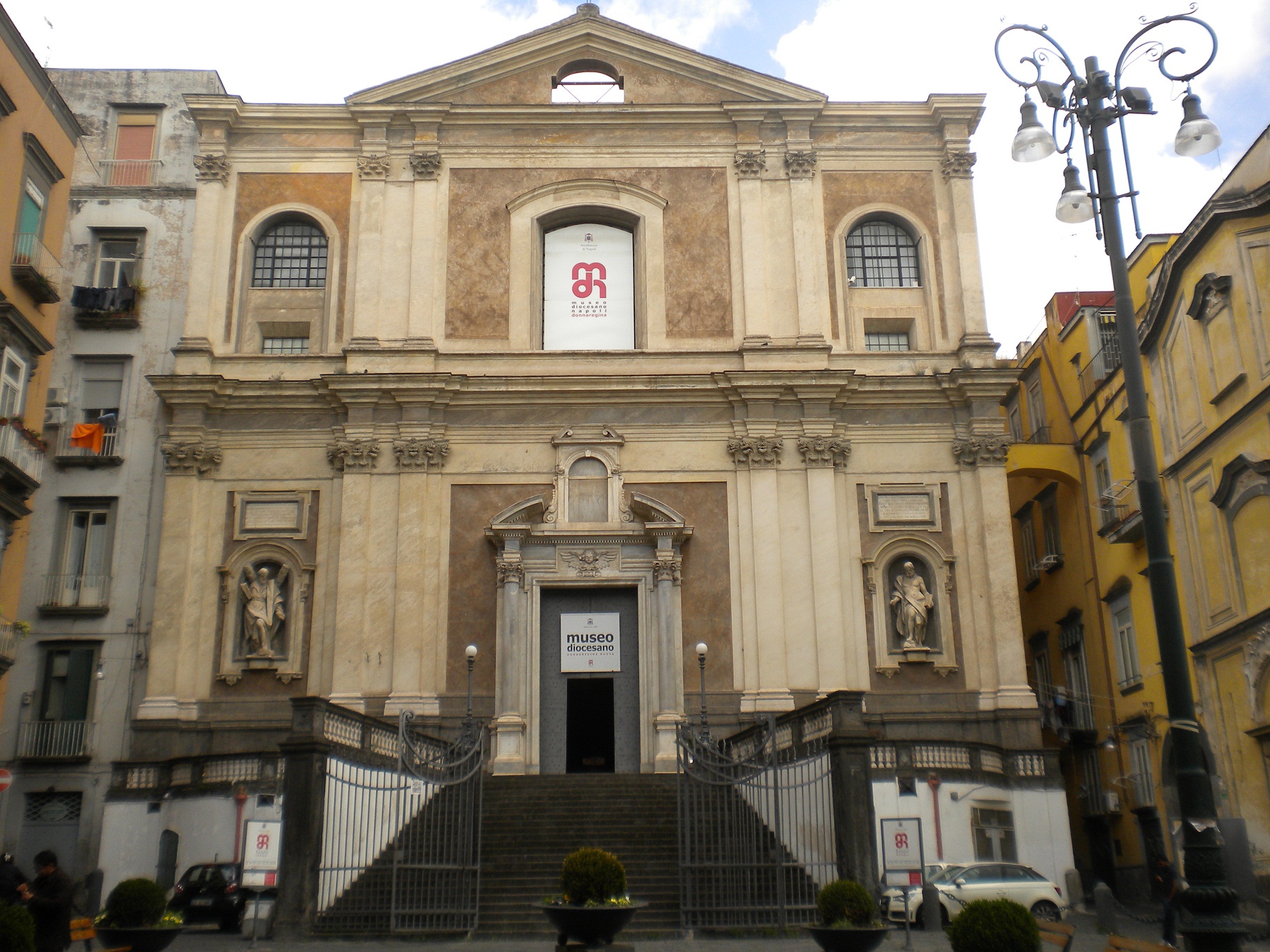 Nhà thờ Santa Maria Donna Regina Nuova - Napoli | Secret World Trip Planner