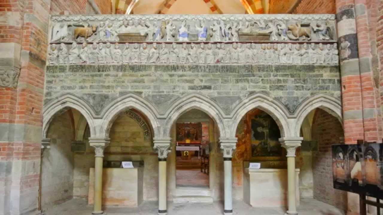 சாண்டா மரியா டி வெசோலானோவின் அபே - Località Vezzolano | Secret World Trip Planner