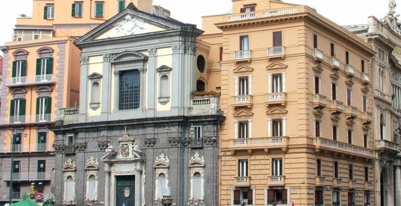 Gereja San Ferdinando - Napoli | Secret World Trip Planner