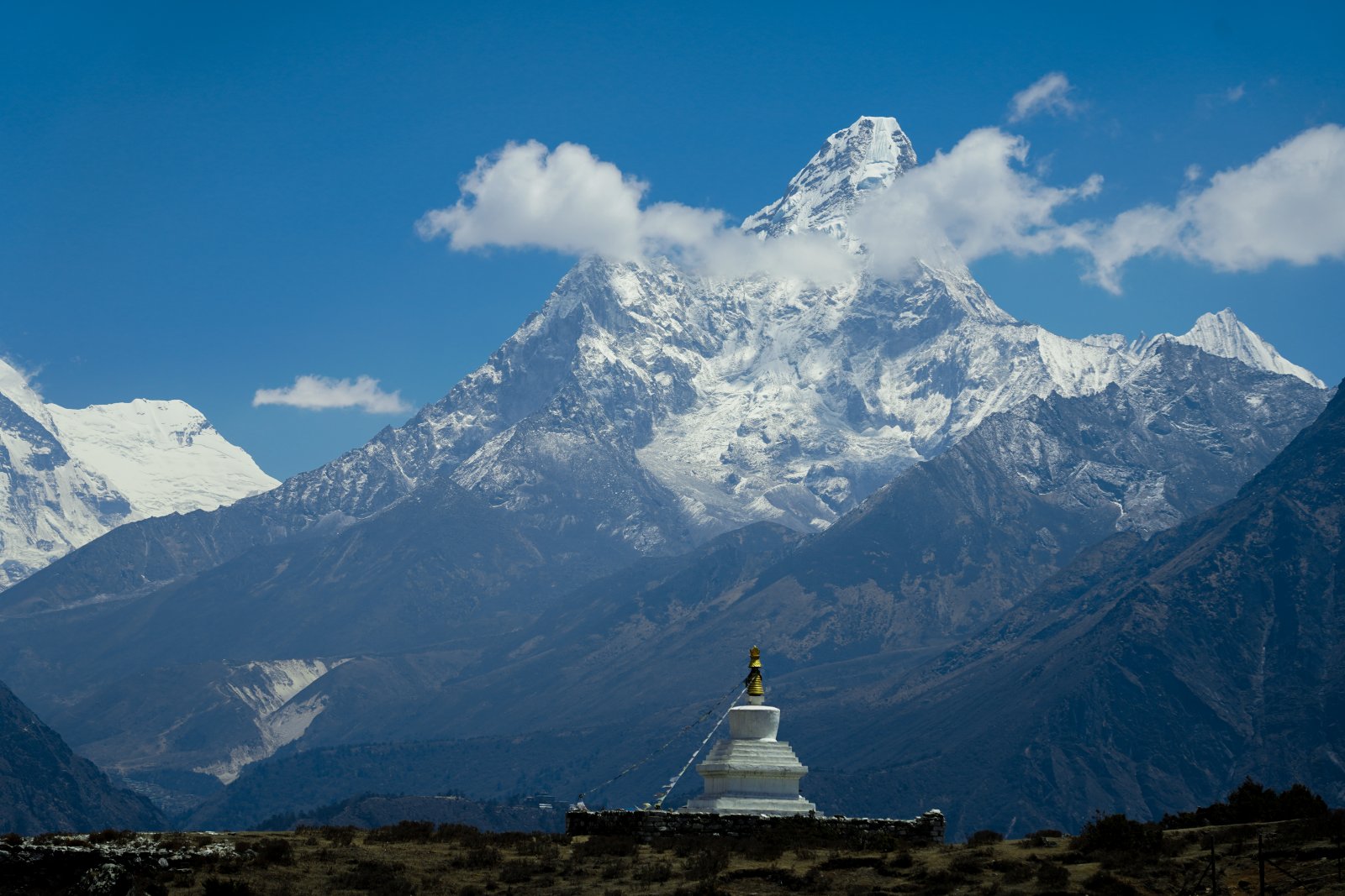 Ama Dablam Himalaya ' s hellige Bjerg - Khumjung | Secret World Trip Planner