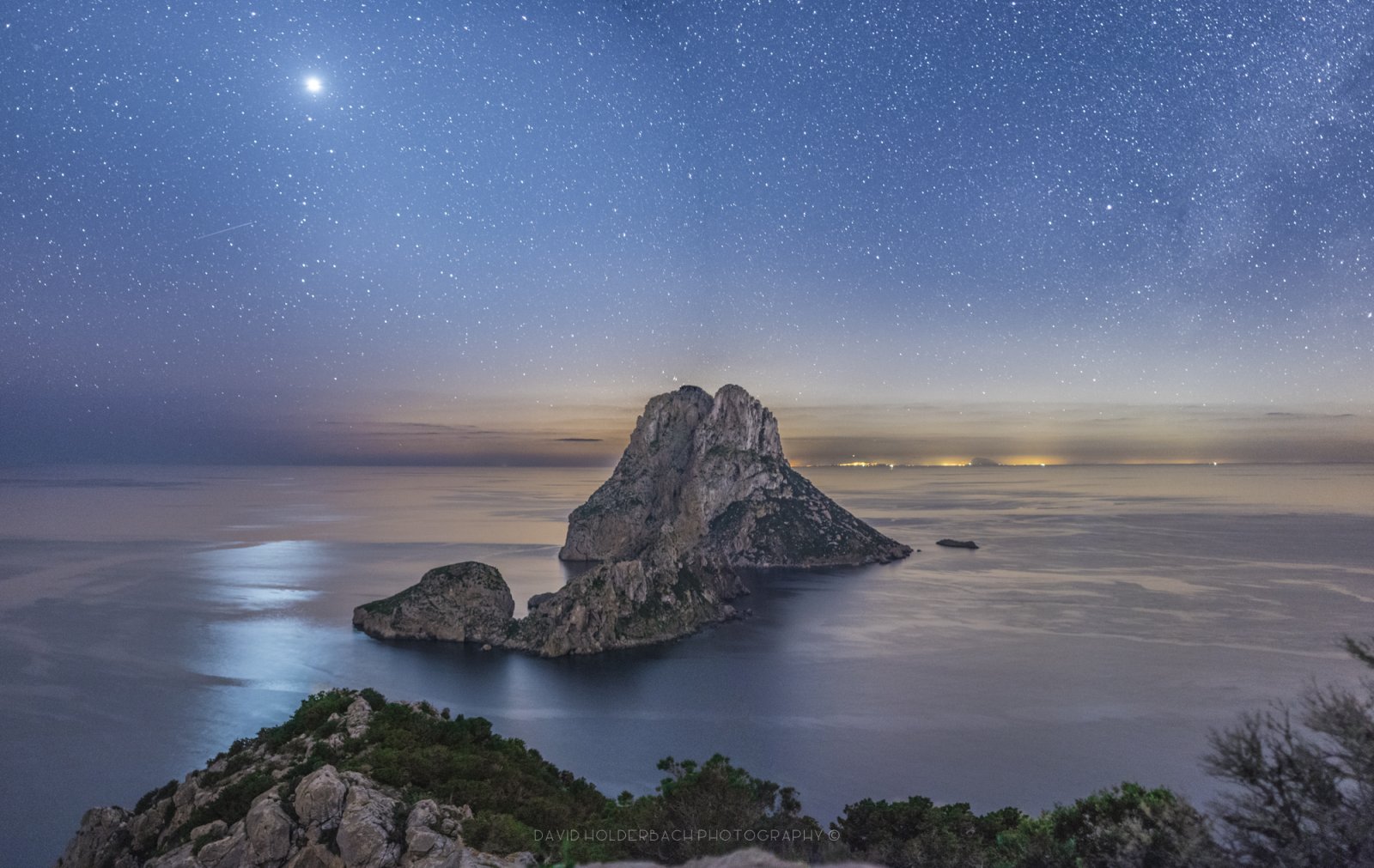 Es Vedrà cagar alam, Es Vedranell - Es Vedrà | Secret World Trip Planner