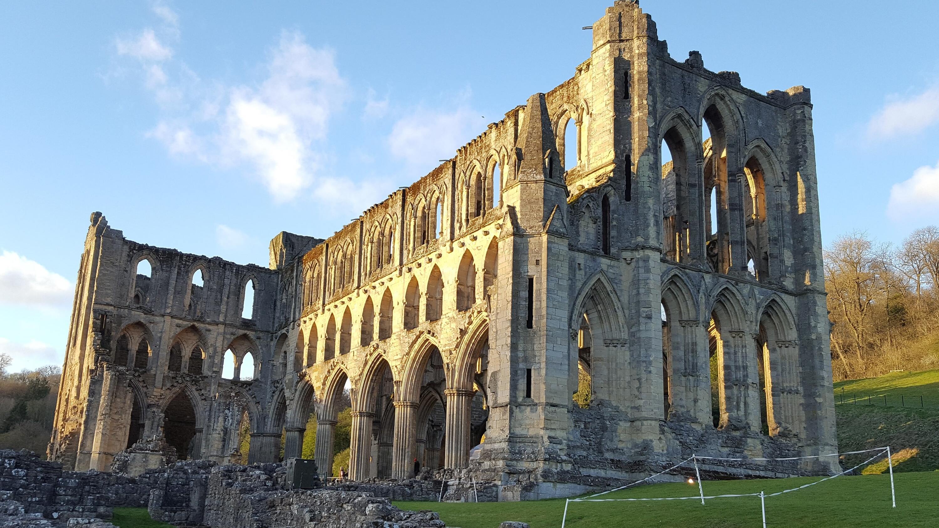 Rievaulx Abbey - Helmsley | Secret World Trip Planner