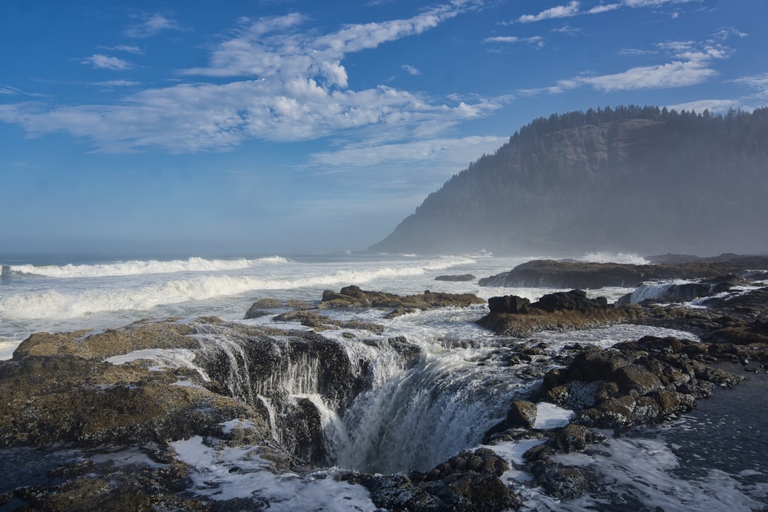 Cape Perpetua and the Thor’s Well - Thor's Well | Secret World Trip Planner