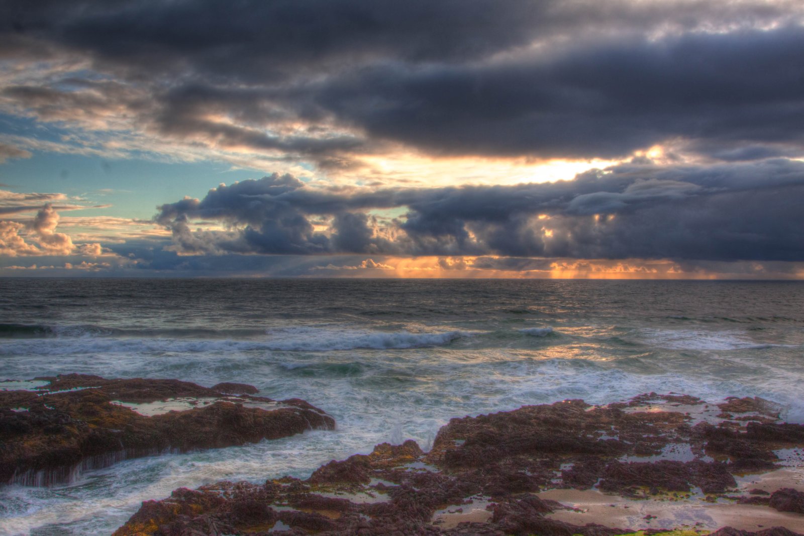 Cape Perpetua and the Thor’s Well - Thor's Well | Secret World Trip Planner