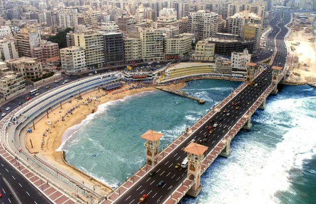 Corniche ng Alexandria - Bab Sharqi | Secret World Trip Planner