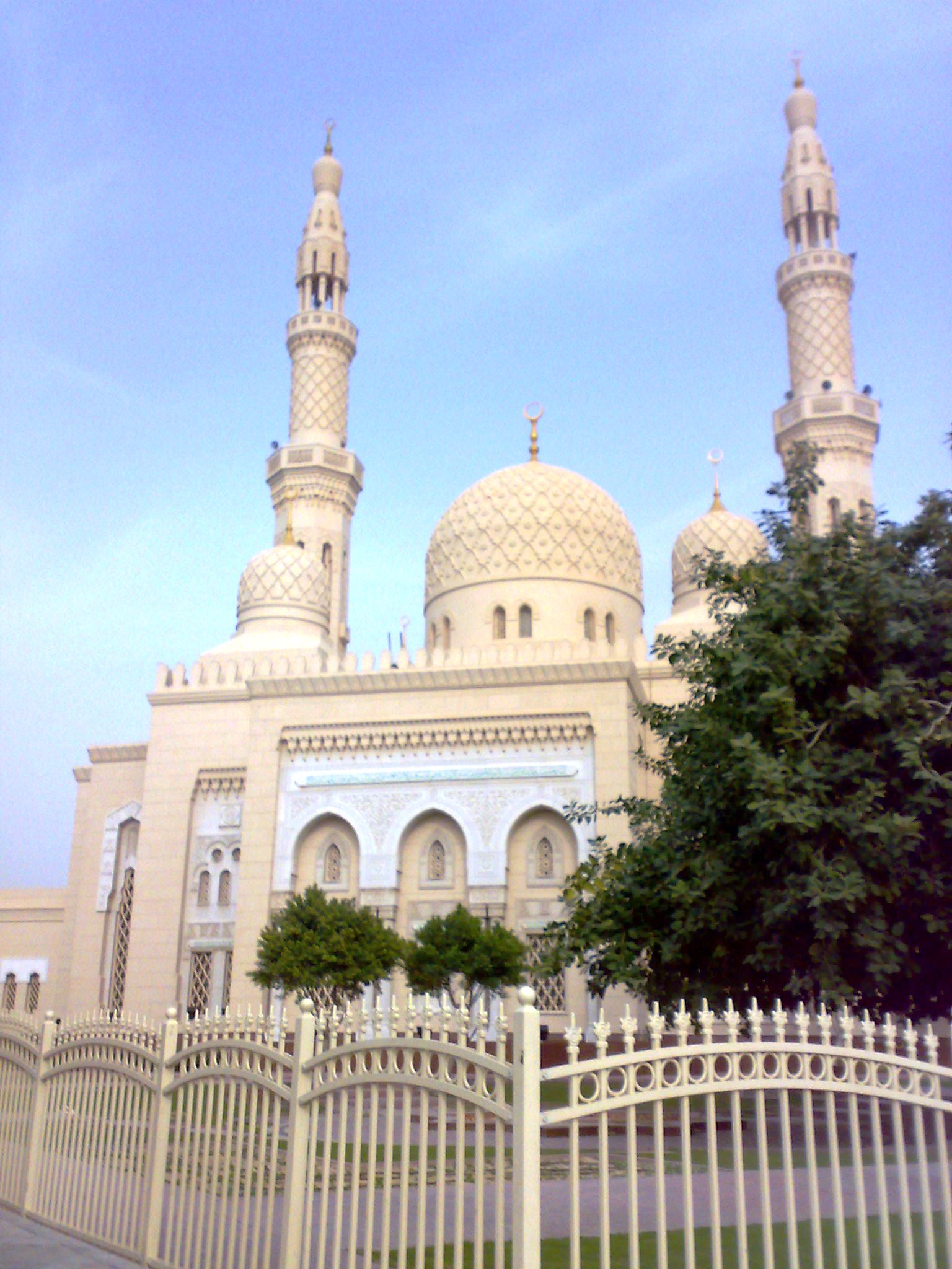 Dubai: Jumeirah Džamija - Dubai | Secret World Trip Planner