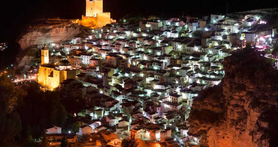 အလယ်ခေတ်မြို့၏Alcalá စာ Júcar - Alcalá del Júcar | Secret World Trip Planner
