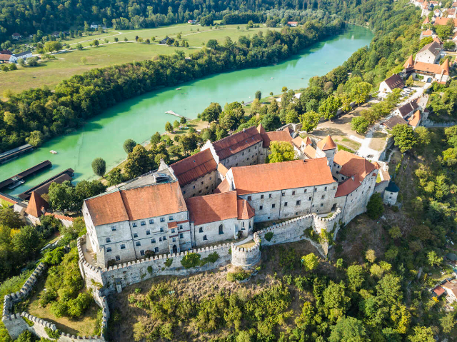 Burghausen Kalesi