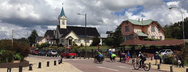 Stroberi - Frutillar | Secret World Trip Planner