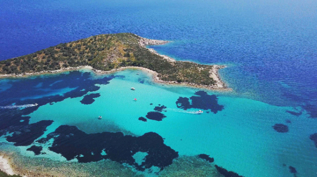 Den fortryllende blå lagune i Halkidiki - Unnamed Road | Secret World Trip Planner