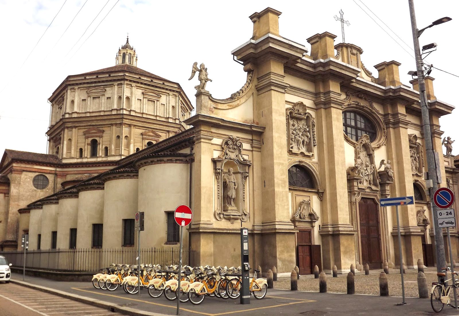 Simbahan ng Santa Maria della Passione