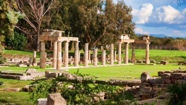 Musteri Artemis í Brauron - Athina | Secret World Trip Planner