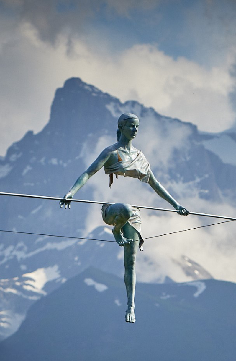 Kedziora: "In Bilico",un Funambolo sulle Alpi - Aigle | Secret World Trip Planner