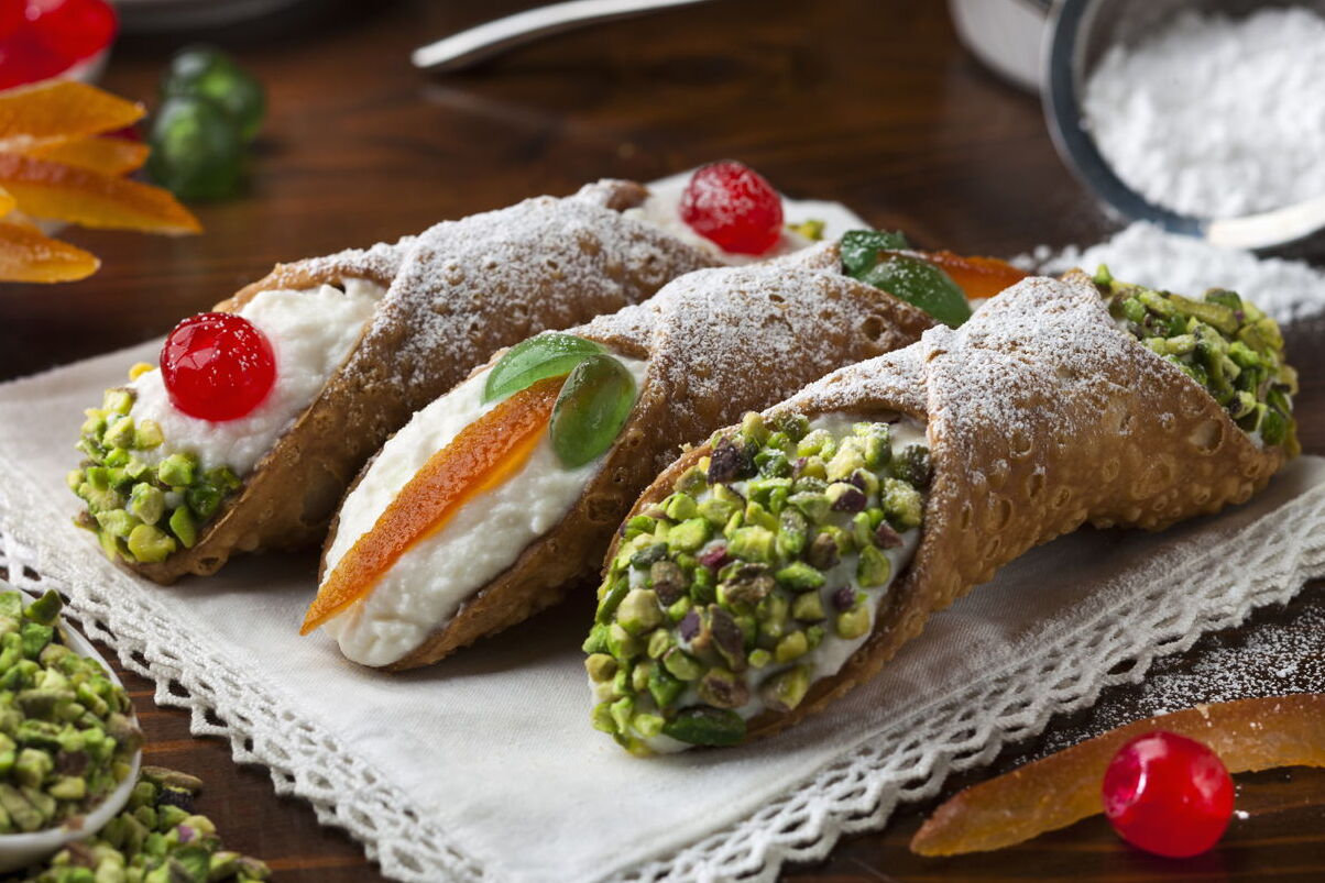 Sicilya cannoli - Sicilia | Secret World Trip Planner