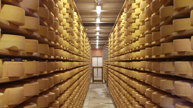 ದಿ ಹೌಸ್ ಆಫ್ ಗ್ರುಯೆರೆ - Gruyères | Secret World Trip Planner
