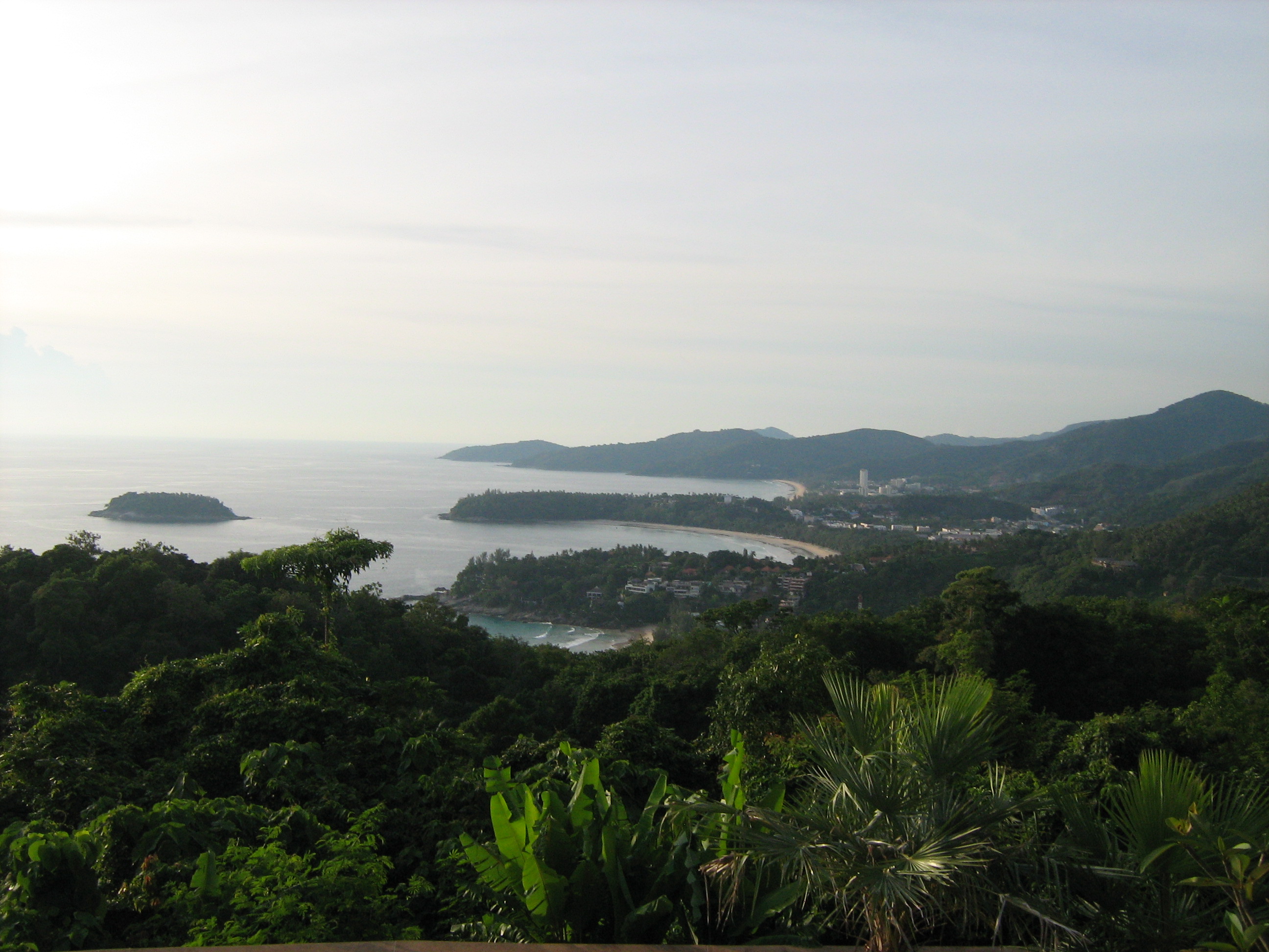 카론 관점:푸켓에서 가장 촬영 비스타 - Tambon Karon | Secret World Trip Planner