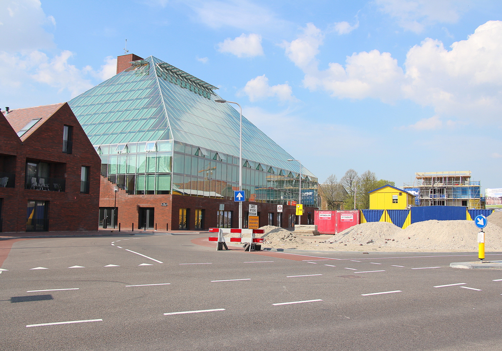 La bella Rotterdam Book Mountain - Spijkenisse | Secret World Trip Planner